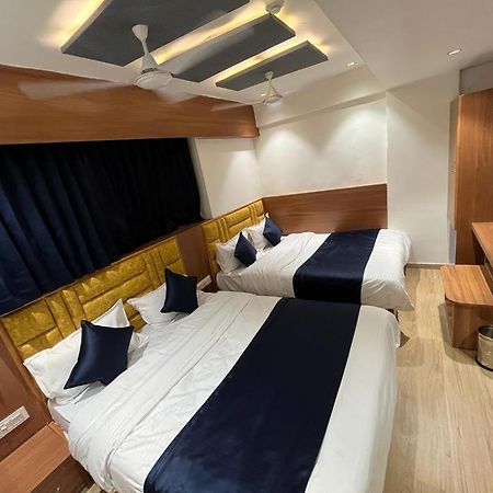 אחמדאבאד Hotel Palak Villa מראה חיצוני תמונה