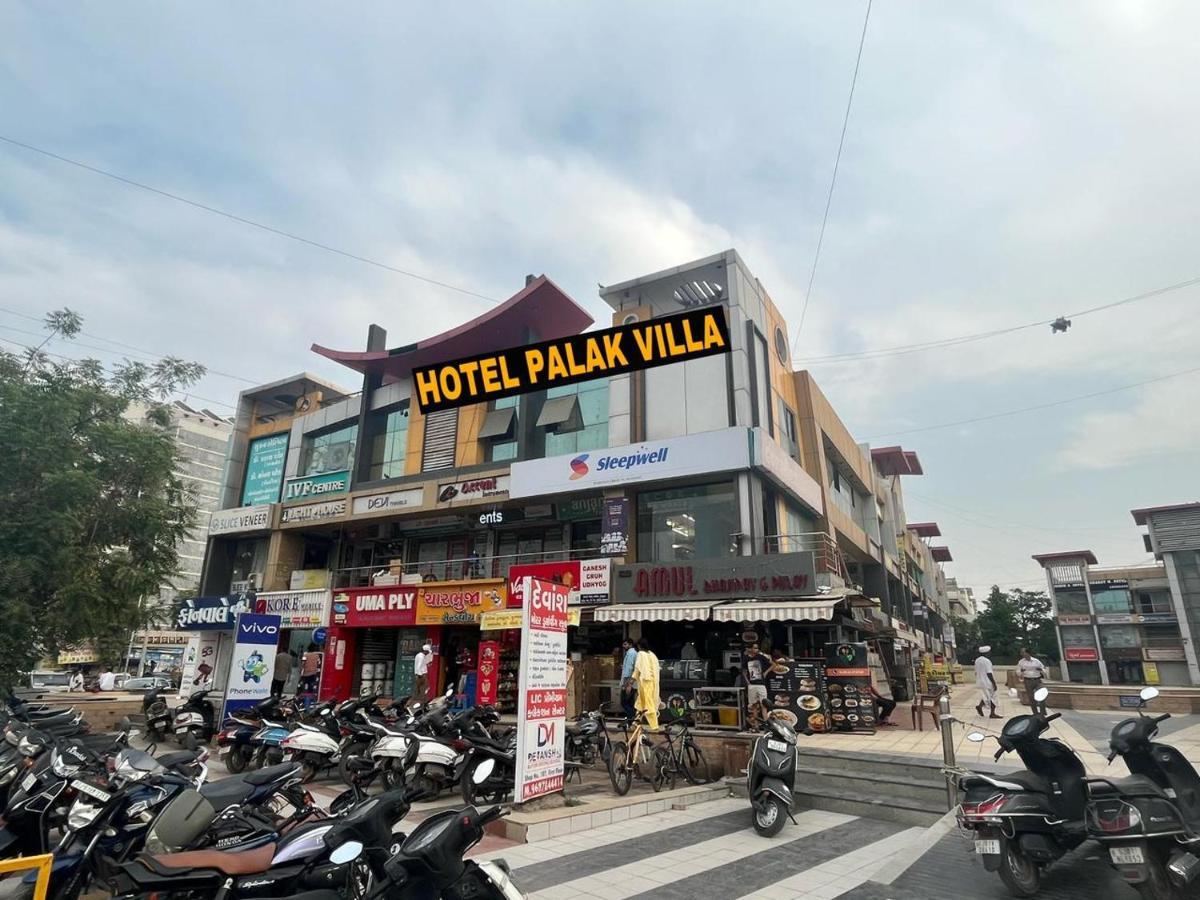 אחמדאבאד Hotel Palak Villa מראה חיצוני תמונה