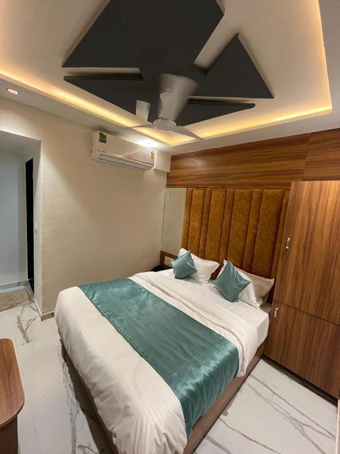 אחמדאבאד Hotel Palak Villa מראה חיצוני תמונה