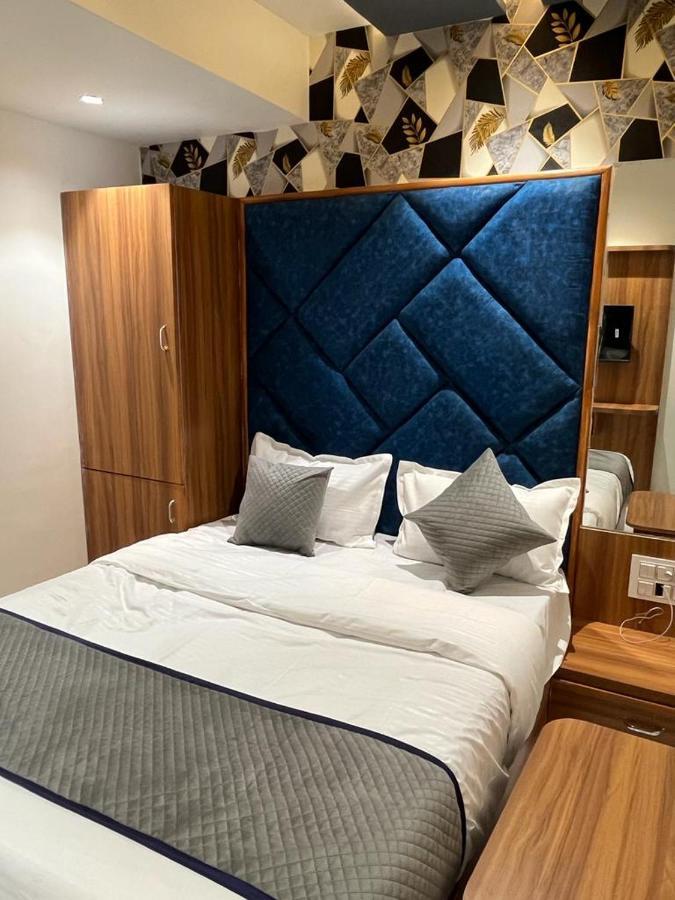 אחמדאבאד Hotel Palak Villa מראה חיצוני תמונה