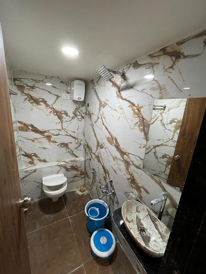 אחמדאבאד Hotel Palak Villa מראה חיצוני תמונה